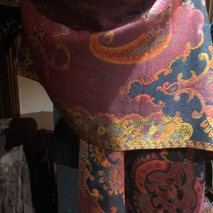 Vintage styled paisley pashmina shawl